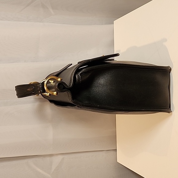 Coach Willis Purse In Black Leather/Brass Hardwear - Picture 8 of 16